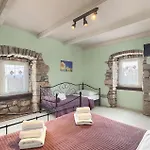 Octingenti Veligolji