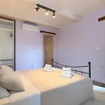 Octingenti *