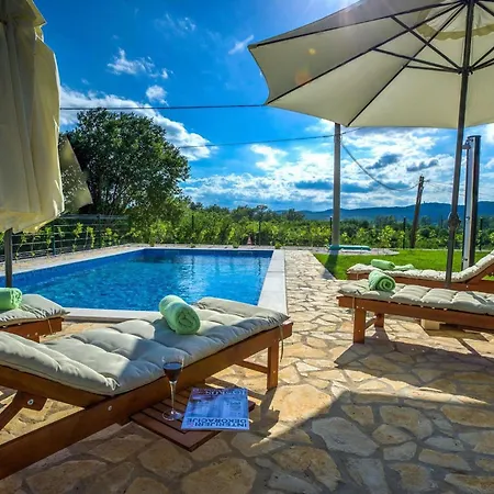 Hana Tatil Evi *