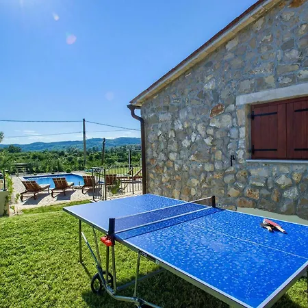 Hana Tatil Evi *