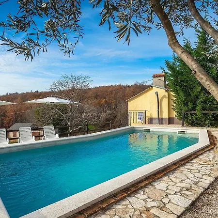 Дом отдыха Octingenti *