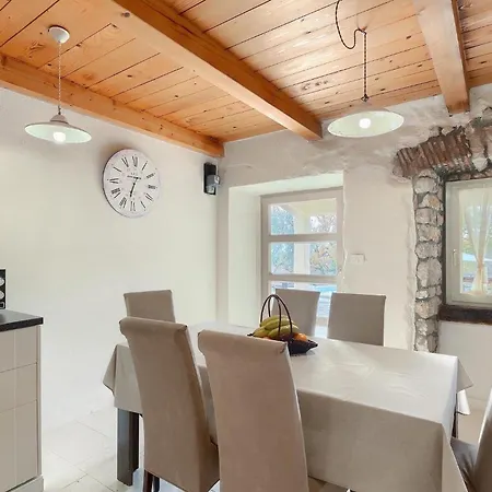 Octingenti Ferienhaus Veligolji