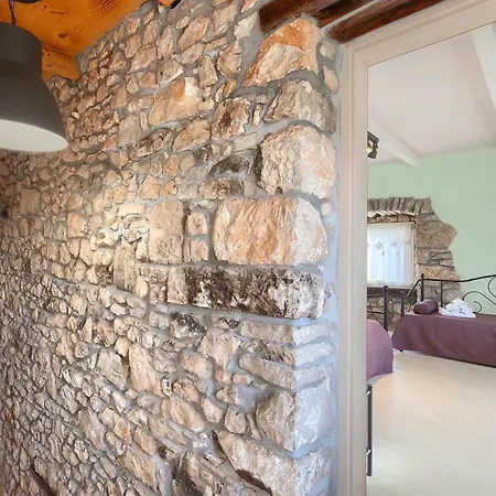 בית נופש Octingenti *