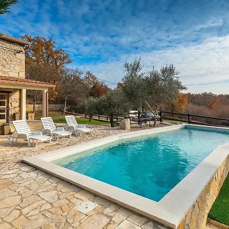 בית נופש Octingenti *